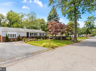 390 Kalmia St, Warminster, PA