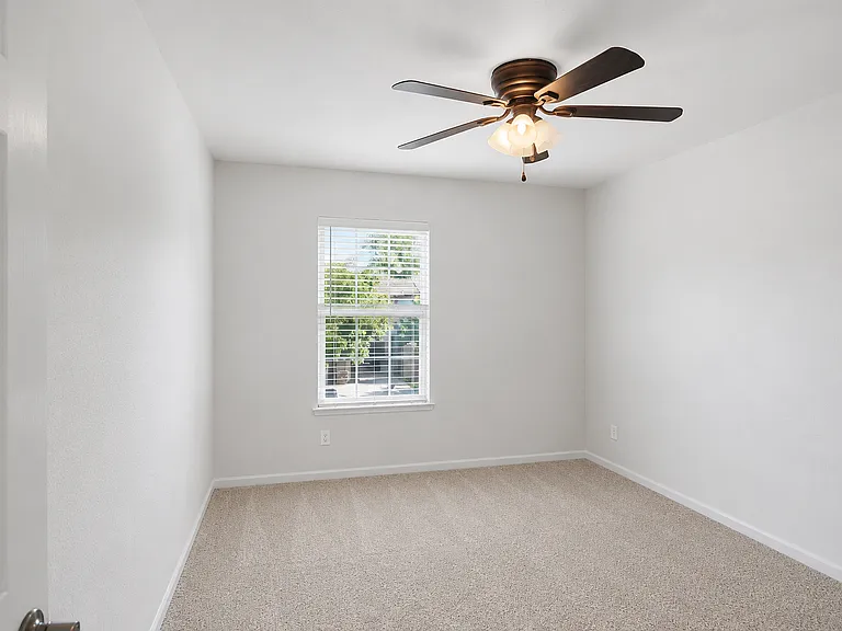 3648 Fallview Ave — Photo 17