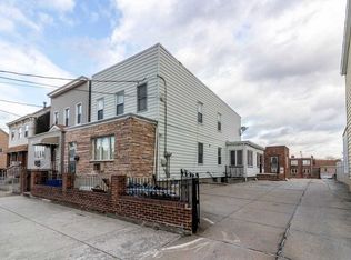 66-43 79th Pl, Flushing, NY 11379