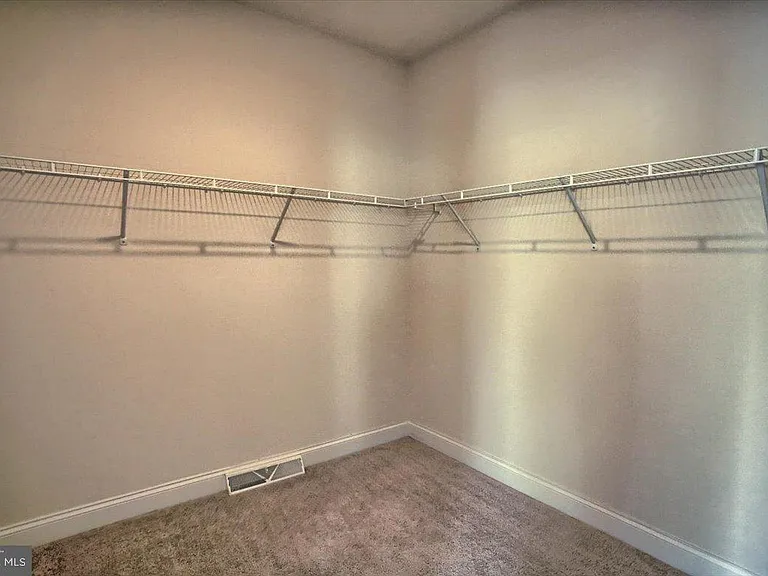 405 Line Rd — Photo 19