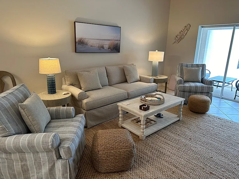 6654 Castlelawn Pl — Photo 6