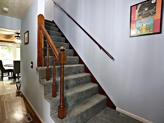 3rd image of 306 Hampton Rd