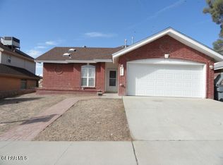 7717 Plaza Serena Rd, El Paso, TX 79912