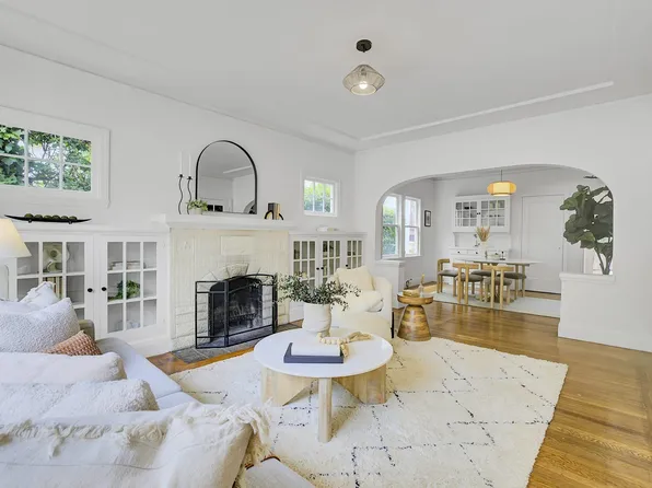 1133 Norwood Ave, Oakland, CA 94610
