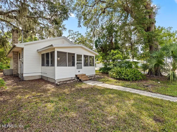 300 E COCHRAN Avenue, Hastings, FL 32145