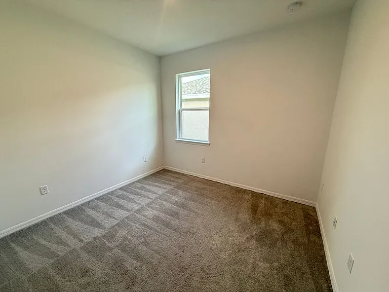 405 Eventide Ave — Photo 25