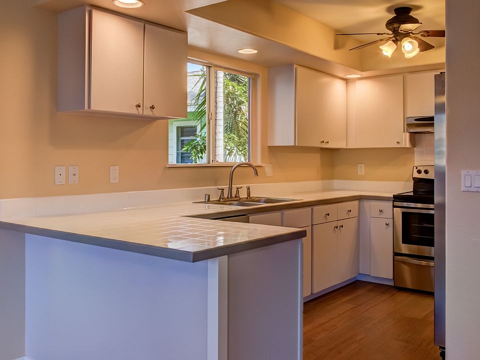 1st image of 152 Kihapai St