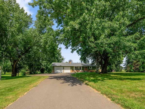 19910 Hillside Dr, Rogers, MN 55374