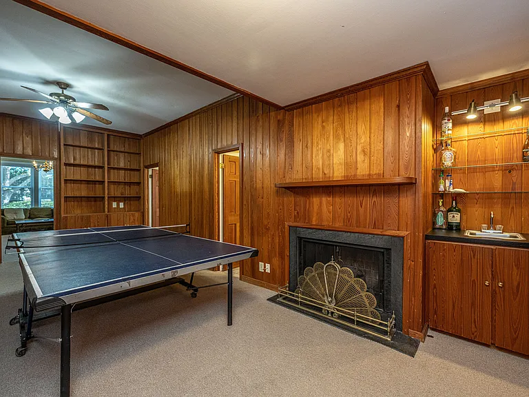 685 Folly Rd — Photo 16