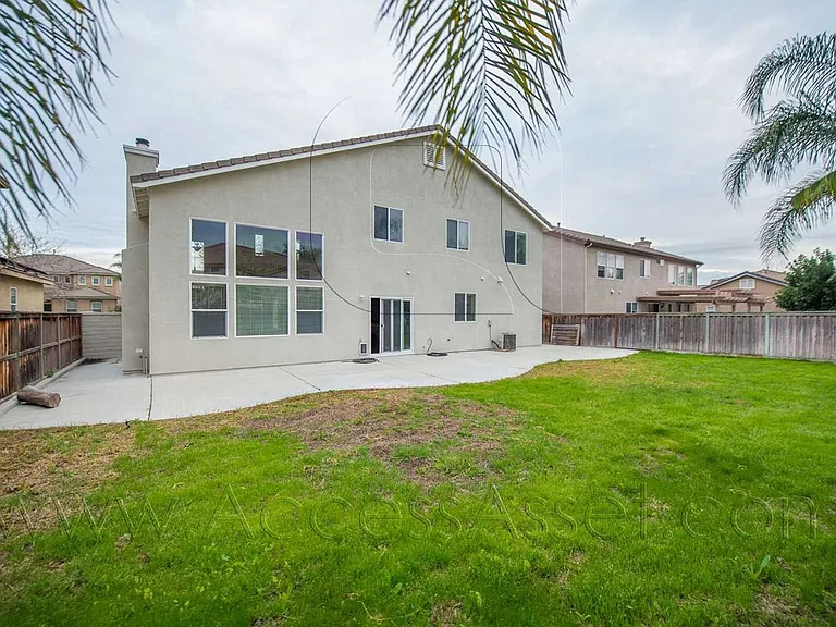 6303 Plum Ave — Photo 11