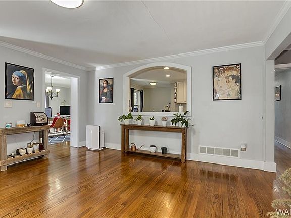 5th image of 3201 Arcadia Dr