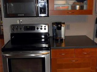 1588 Tallmadge Rd, Kent, OH 44240