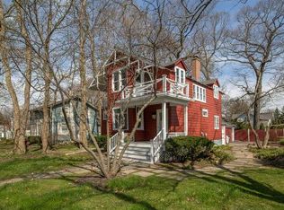 346 E Prospect Ave, Lake Bluff, IL