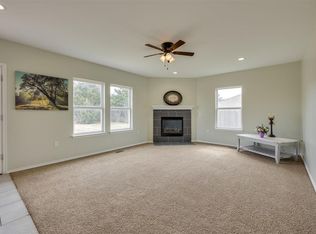 9472 Woodchuck Ct, Edmond, OK 73034