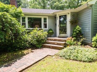 32 Bancroft St, Lynnfield, MA 01940