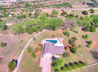 10725 Hames Blvd, Mustang, OK 73064