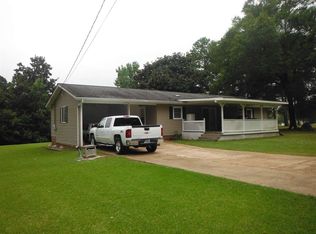 305 Allenwood Dr, Carthage, MS 39051