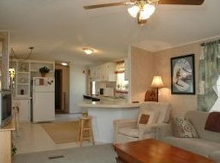 14 Raven Ln, North Conway, NH 03860