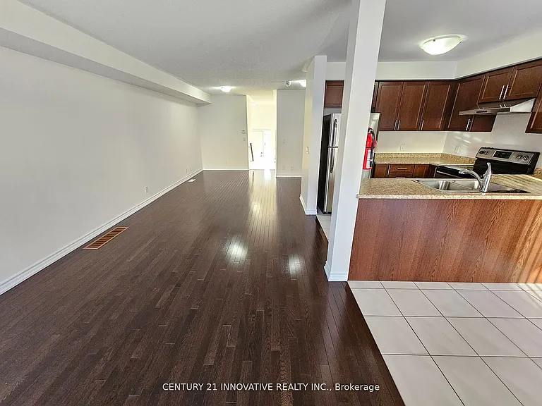 2469 Hill Rise Ct — Photo 3