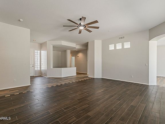 3rd image of 18642 W SUNRISE Drive