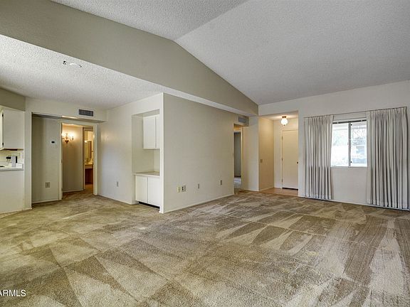 4th image of 13425 W Countryside Dr