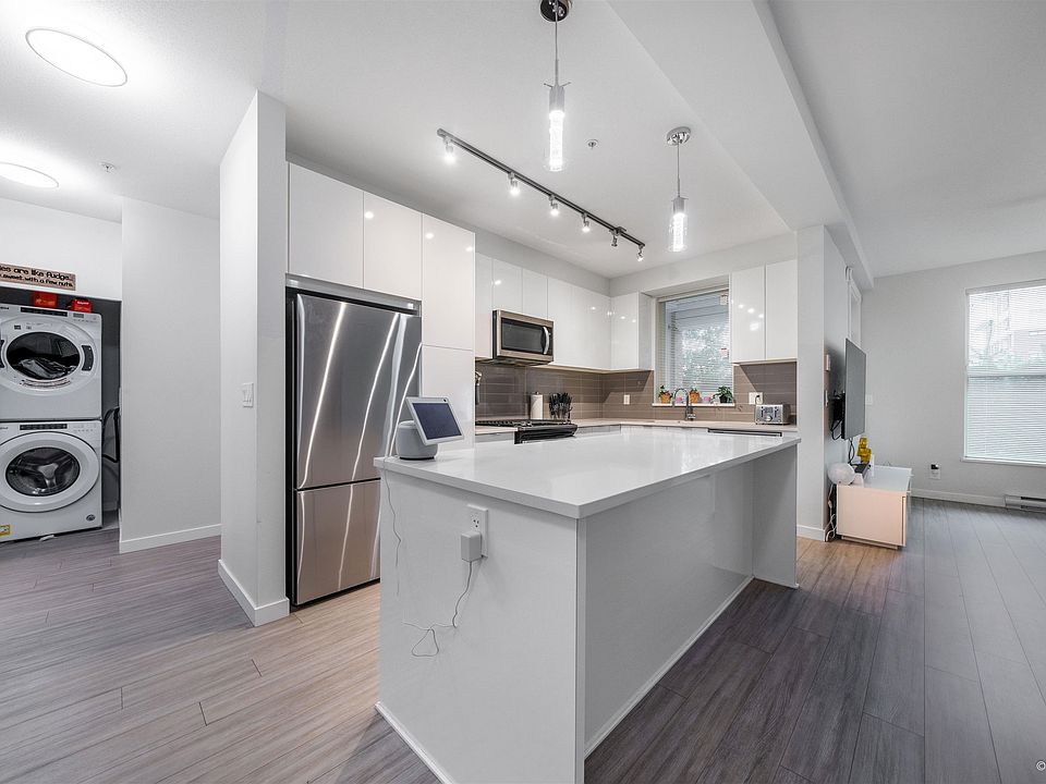 8150 207th St Langley, BC Zillow