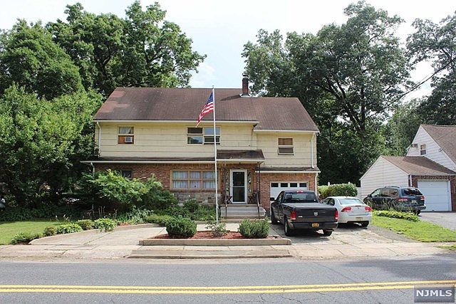 1st image of 330 Henley Ave