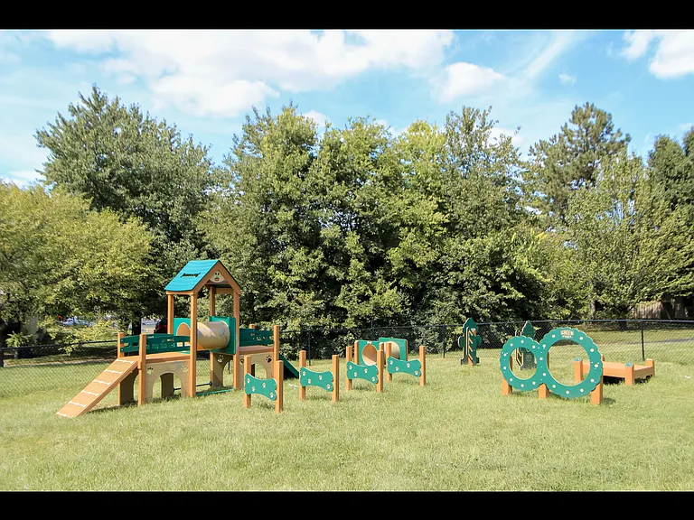 Lexington Villas — Photo 6
