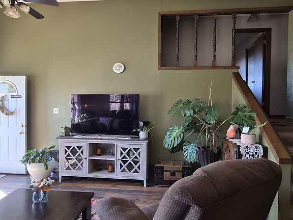 3rd image of 77 14th St E