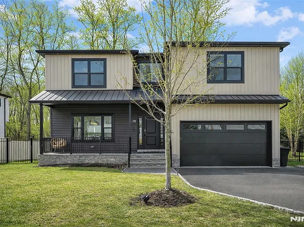 129 Rivervale Rd, River Vale, NJ 07675
