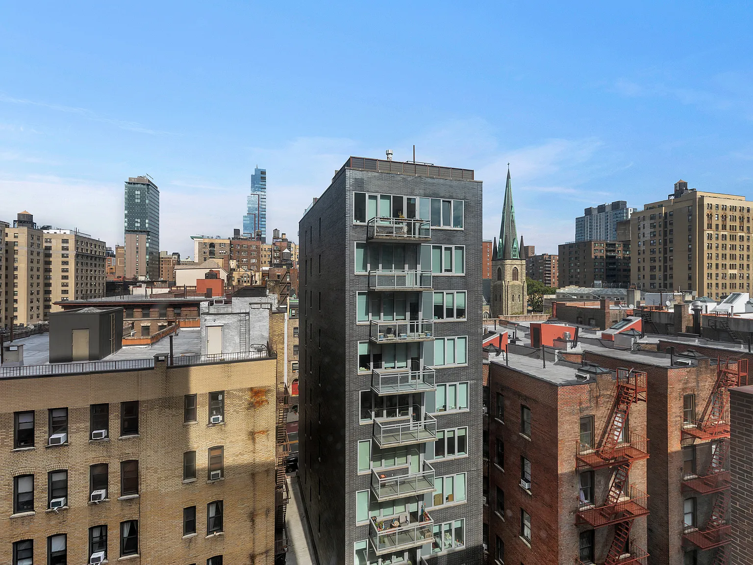 215 West 95th Street — Photo 4