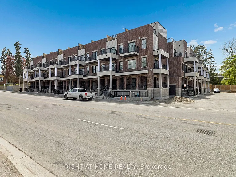 15100 Yonge St #206 — Photo 1