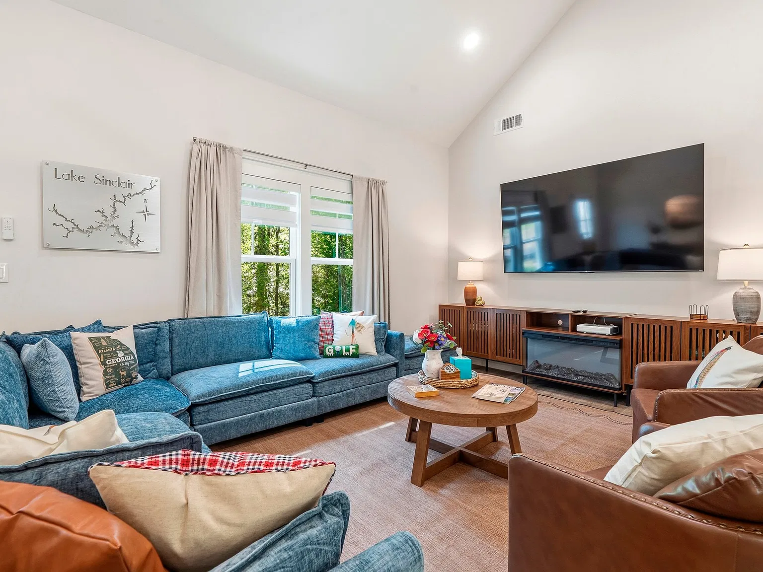 Brand-New Fully Furnished 3BR/2BA Near Lake Sinclair - Flexible Lease Options — Photo 4
