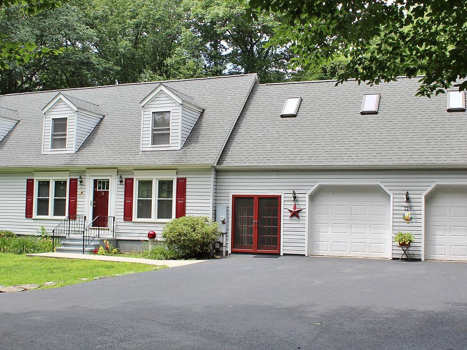 1st image of 129 Laurel Hill Ests