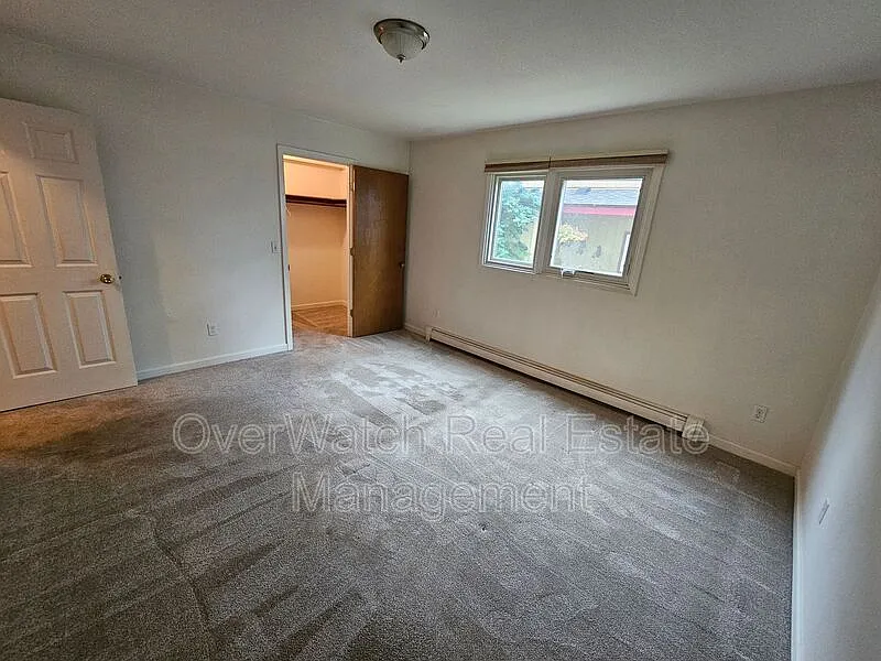 2 bed, 1.5 bath, $1,800 — Photo 3