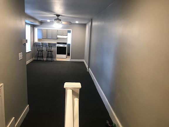3rd image of 800 W 8th St