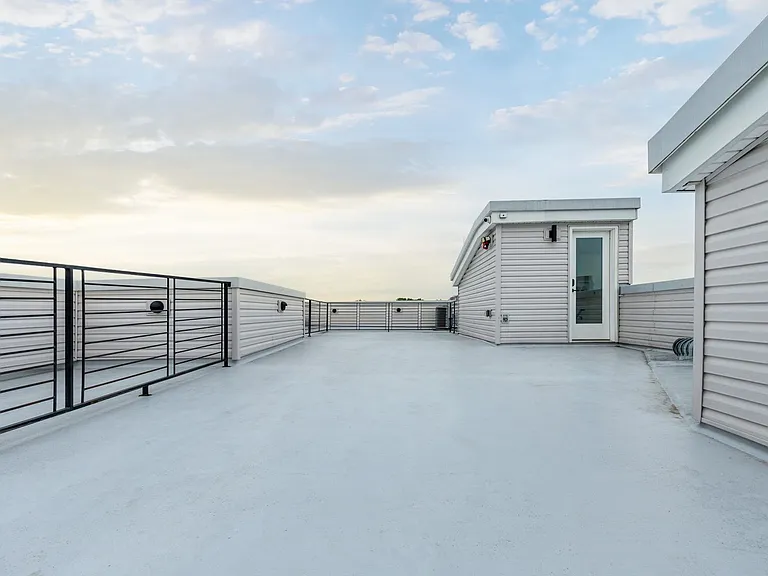 2521 Cecil B Moore — Photo 39