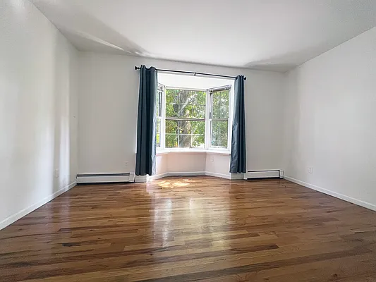 Rented by Bohemia Realty Group | media 17