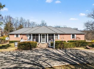 20902 Ridgecliff Ct, Lawrenceburg, IN 47025