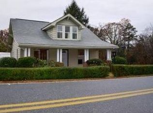 996 C Ave SE, Hickory, NC 28602