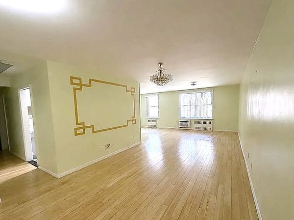 2nd image of 142-05 Roosevelt Ave APT 415