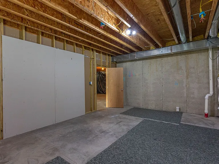 391 Sheerer Dr — Photo 48