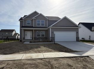 1504 Warwick Dr, Savoy, IL