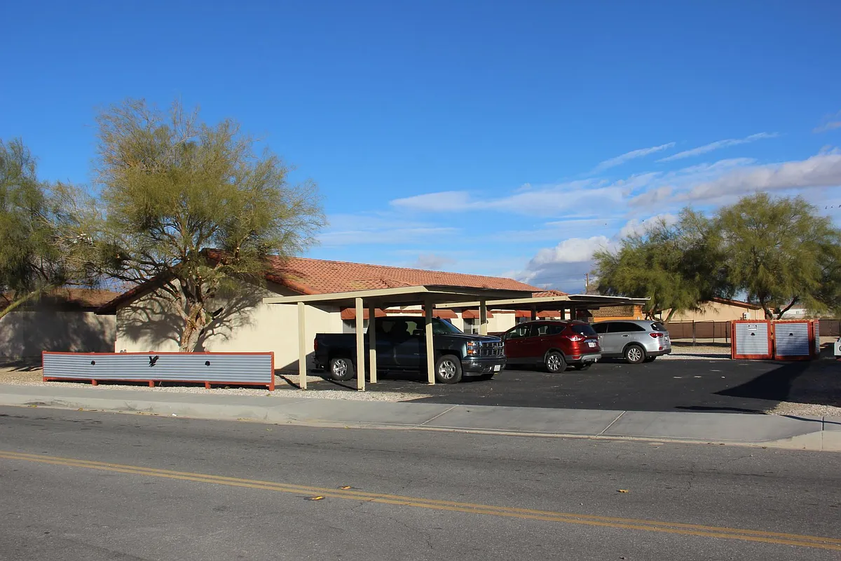 Building Photo - 74036 Pinon Dr