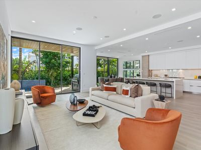 1068 Del Harbour Drive, Delray Beach, FL, 33483