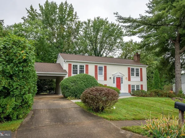 5629 Signal Point Ct, Burke, VA 22015