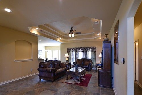 4th image of 8275 Alton Blvd