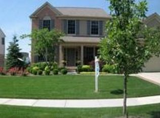 524 Bedlington Dr, Rochester Hills, MI 48307