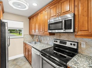 1012 Circle Ter E APT A, Delray Beach, FL 33445