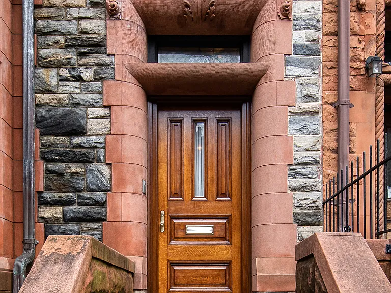 330 Convent Ave — Photo 16